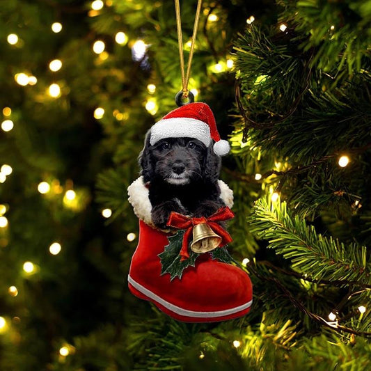 Svart Goldendoodle i Julstövel Ornament