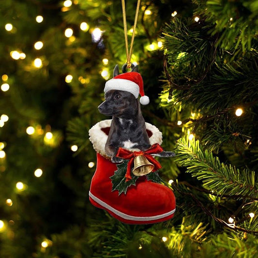 Svart Chihuahua i Julstövel Ornament